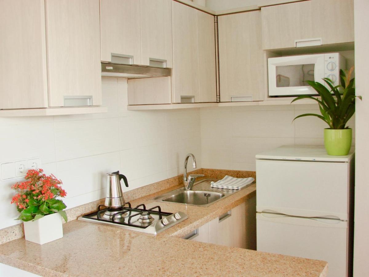 Apartamentos Laura Playa De Migjorn ภายนอก รูปภาพ