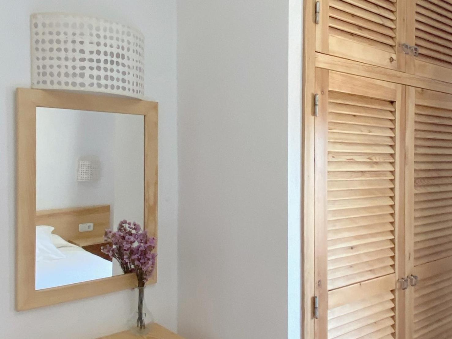 Apartamentos Laura Playa De Migjorn ภายนอก รูปภาพ