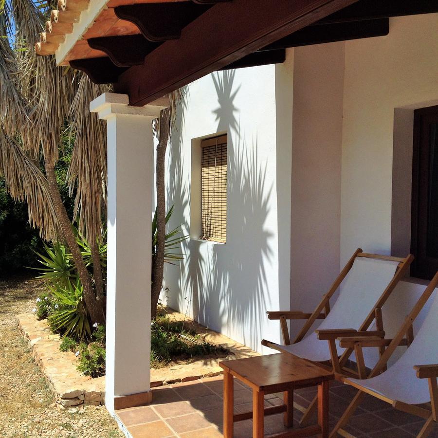 Apartamentos Laura Playa De Migjorn ภายนอก รูปภาพ